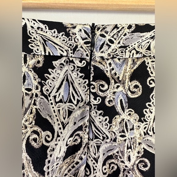 ✨ Flirty Short Circle Skirt - Deconstructed Paisley Print ✨ - Picture 9 of 11